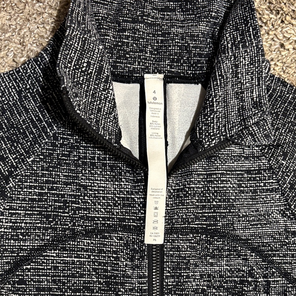 Lululemon Contour Jacket - Picture 2 of 10